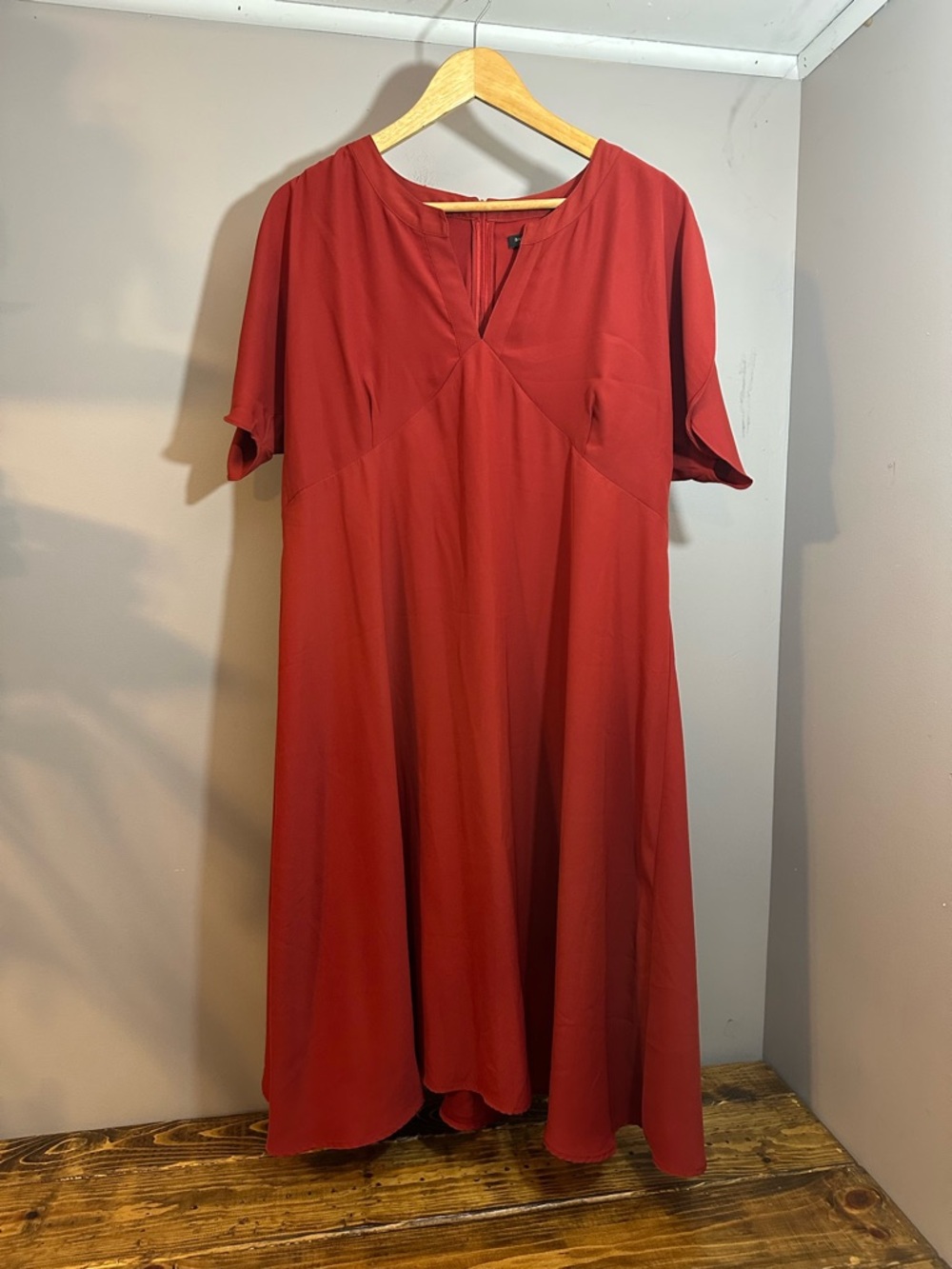 BANANA REPUBLIC SPLIT-SLEEVE MINI DRESS IN EMBERS.. Size 16
